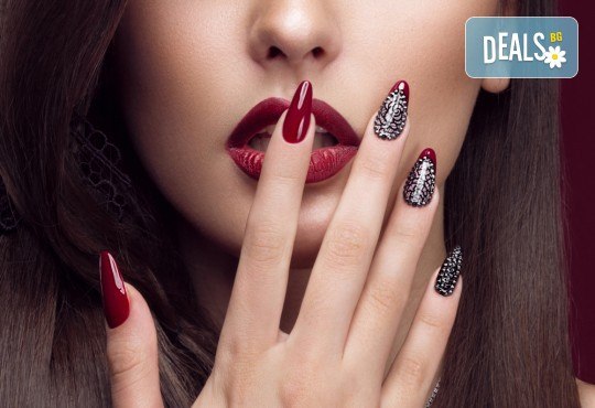 Дълготраен маникюр с гел лак Bluesky или Elora с включени две декорации по Ваш избор, направени с печат, рисунки или ваденки в салон Мотив - Снимка 2