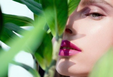 Почистване на лице и ръце на ензимно ниво, ароматерапия и масаж на цяло тяло с лечебно олио в масажно студио Дилянали