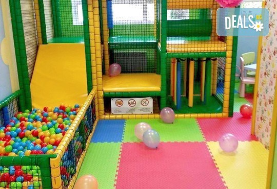 Детски рожден ден за 10 деца и 15 възрастни за 3 часа с меню, украса и подарък за рожденика от Fun House! - Снимка 4