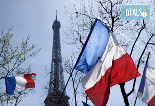 Самолетна екскурзия до Париж на дата по избор със Z Tour! 3 нощувки със закуски в хотел 2*, билет, летищни такси и трансфери - Снимка 11