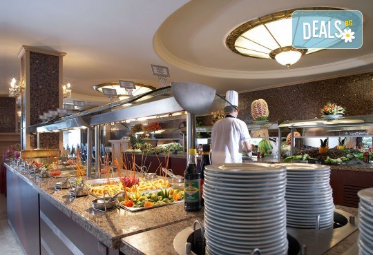 Незабравима почивка в края на лятото в Hotel Emre 4* в Мармарис, Турция! 9 нощувки на база Ultra All Inclusive, транспорт и водач от Дари Тур! - Снимка 6