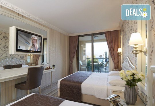 Незабравима почивка в края на лятото в Hotel Emre 4* в Мармарис, Турция! 9 нощувки на база Ultra All Inclusive, транспорт и водач от Дари Тур! - Снимка 2