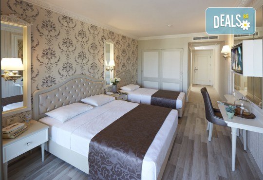 Незабравима почивка в края на лятото в Hotel Emre 4* в Мармарис, Турция! 9 нощувки на база Ultra All Inclusive, транспорт и водач от Дари Тур! - Снимка 3