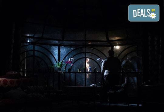 Отново на театър! Гледайте Герасим Георгиев - Геро и Владимир Пенев в Семеен албум на 20.09. от 19 ч, в Младежки театър, един билет! - Снимка 6