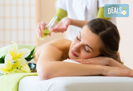 Релаксирайте с един или пет масажа на гръб с етерично масло по избор от ShuShe Lifestyle Center - Снимка 1