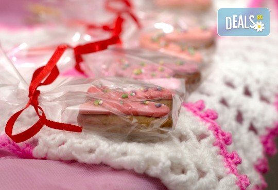 За кръщене или рожден ден! 11 бутикови бисквити букви и фигурки с целофанова опаковка и панделки от Muffin House! - Снимка 3