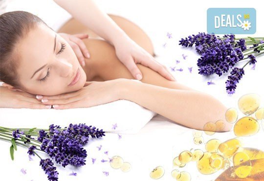 Отпуснете се със 60-минутна антистрес терапия на цялото тяло с масло от лавандула в Център за здраве и красота Мотив! - Снимка 1