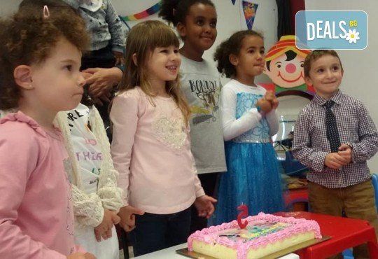 Детски рожден ден в Детски център Приказен свят на супер цена! Зала за деца, зала за възрастни, напитки, пица, украса и аниматор или DJ! - Снимка 11