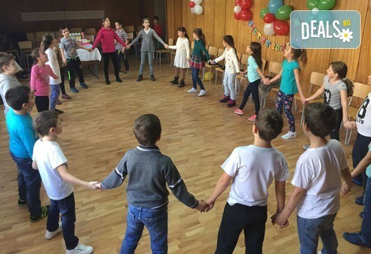 DJ - aниматор и озвучаване за детски Рожден или Имен ден 120 минути и подарък украса от балони! На избрано от Вас място! - Снимка 4