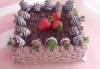 Класическо вкусно изкушение - торта с течен шоколад и пресни ягоди от сладкарница Черешка - thumb 2
