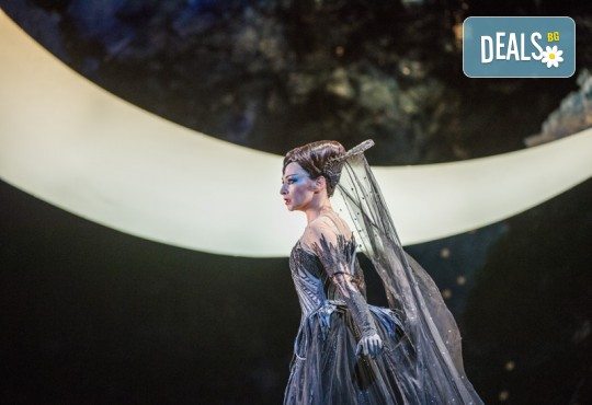 Ексклузивно в Кино Арена! Знаменитата опера на Моцарт „Вълшебната флейта“ на Кралската опера в Лондон, на 11,14 и 15 Октомври в София! - Снимка 7