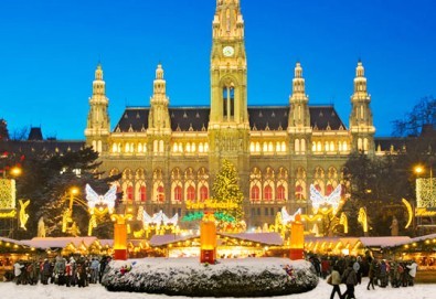 Самолетна уикенд екскурзия до аристократичната Виена! 3 нощувки със закуски, самолетен билет, летищни такси и водач от София Тур!