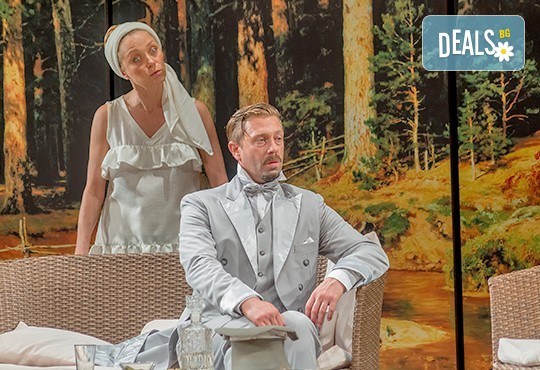 На театър! Асен Блатечки, Койна Русева, Калин Врачански в Малко комедия, на 12.11. от 19ч, Театър Сълза и Смях, 1 билет - Снимка 2