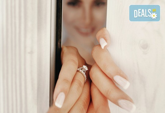 Дълготраен маникюр с гел лак O.P.I. Infinity, 2 красиви декорации и Бонус: сваляне на стар гел лак в салон за красота Невени! - Снимка 1