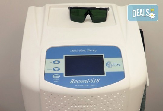 IPL фотоепилация на пълен интим, включващ бикини линия, интим и перианална област + на 1 малка зона в салон Орхидея - Студентски град! - Снимка 5