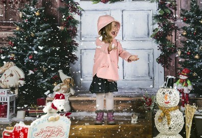 Направете незабравим подарък на себе си или любим човек! Професионална Коледна фотосесия в студио и обработка на всички заснети кадри от Chapkanov photography!