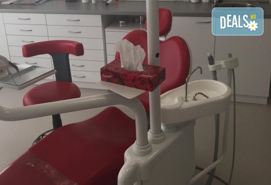 Цялостно почистване на зъбен камък с ултразвук и полиране на зъбните преоцветявания с Airflow, Д-р Георгиева - Снимка 4