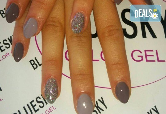 Дълготраен маникюр с гел лак BlueSky в цвят по избор и включено сваляне на стар гел лак в студио за красота Д&В, Студентски град! - Снимка 19