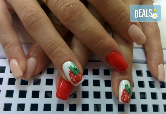 Дълготраен маникюр с гел лак BlueSky в цвят по избор и включено сваляне на стар гел лак в студио за красота Д&В, Студентски град! - Снимка 21