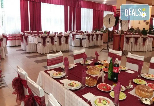 Нова година 2018 в Сокобаня, Сърбия, с Джуанна Травел! 2 или 3 нощувки във вили, All inclusive изхранване в ресторант Завода, възможност за транспорт - Снимка 4