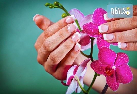 Ярки цветове! Маникюр с гел лак Black Bottle, Shellac или Gelish в салон за красота Теди! - Снимка 3