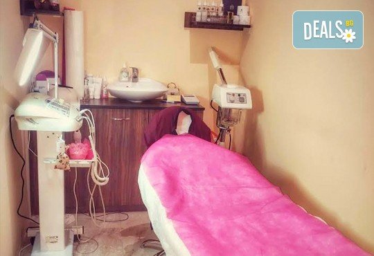 Арганова или кератинова терапия за коса, полиране и оформяне на прическа със сешоар в студио за красота Jessica - Снимка 5