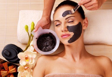 Минерална терапия! Масаж на цяло тяло с минерали от Mъртво море, терапия за лице, пилинг и маска с минерали в СПА център Senses Massage & Recreation!