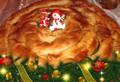 Нова празнична оферта! Домашна вързана баница с късмети, тиквеник с орехи, погача с орнаменти и паричка или малка питка с паричка от Работилница Рави!