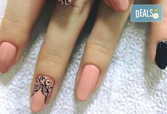 Дълготраен маникюр с гел лак Le Vole + сваляне на гел лак в Студио за маникюр Vess Nails! - Снимка 6
