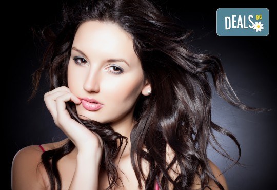 Дамско подстригване, масажно измиване, маска според нуждите на косата, термо спрей, оформяне на прическа със сешоар и стилизиране от студио Шедьовър - Снимка 3