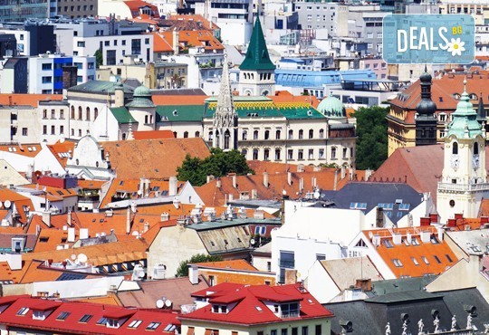 Самолетна екскурзия през март до Братислава, Словакия! 3 нощувки със закуски, самолетни билети и летищни такси - Снимка 2