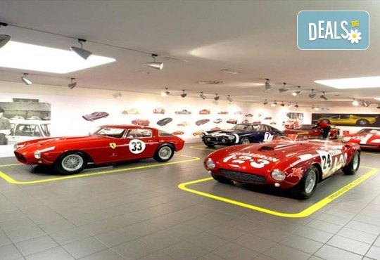 Екскурзия през март до централите на BMW, Mercedes, Porsche, Ferrari, Lamborghini и Motor Show 2018 в Женева! 4 нощувки, закуски, самолетни билети и водач - Снимка 6