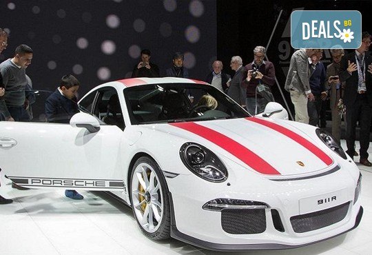 Екскурзия през март до централите на BMW, Mercedes, Porsche, Ferrari, Lamborghini и Motor Show 2018 в Женева! 4 нощувки, закуски, самолетни билети и водач - Снимка 13