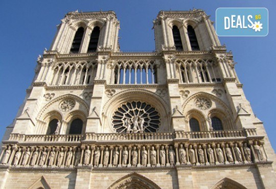 В Дисниленд и Париж за 1 юни - мечта за малки и големи! 4 нощувки със закуски в хотел 2* или 3*, самолетен билет, летищни такси и трансфери, водач - Снимка 11