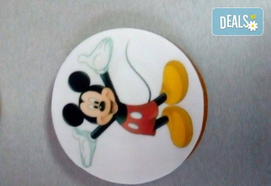 Изненадайте Вашия малчуган! Детски бисквити със снимка на любим герой: Мики Маус, Миньоните, Макуин, Елза или с друга снимка по избор от Muffin House! - Снимка 4