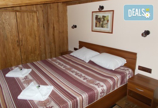 Традиционна атмосфера за Гергьовден в Златоград! 2 нощувки със закуски в хотел Панорама 3*, ползване на басейн, фитнес и СПА, транспорт и екскурзовод - Снимка 4