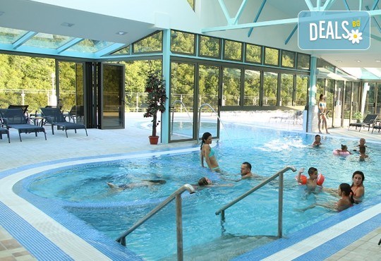 СПА уикенд за 3-ти март в Radan Hotel 3*, Пролом баня, Сърбия: 2 нощувки със закуски, обяди и вечери, ползване на басейн, транспорт, посещение на Ниш и Дяволския град - Снимка 6