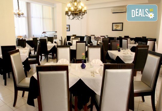 Почивка в Мароко с Ривиера Тур! Самолетен билет, трансфери, 5 нощувки със закуски и вечери в хотел Мерием 4*, Маракеш, екскурзовод, застраховка - Снимка 10