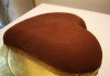 Торта във формата на сърце с бишкотен блат и крем по оригинална италианска рецепта от Сладкарница Сладост! - thumb 1