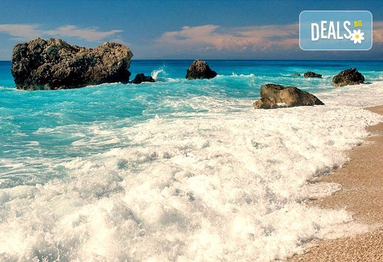 Почивка през септември на лазурния остров Лефкада с България Травъл! 5 нощувки със закуски и вечери в хотел 3*, транспорт и водач! - Снимка 5