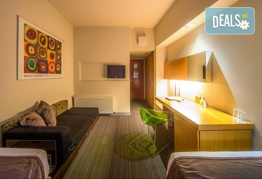 Отпразнувайте 8-ми март в хотел Capsis 4*, Солун! 1 нощувка със закуска, транспорт и екскурзовод - Снимка 9