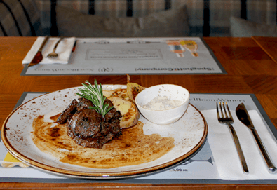 За обяд или вечеря! Салата или апетитно основно ястие по Ваш избор от Spaghetti Company!