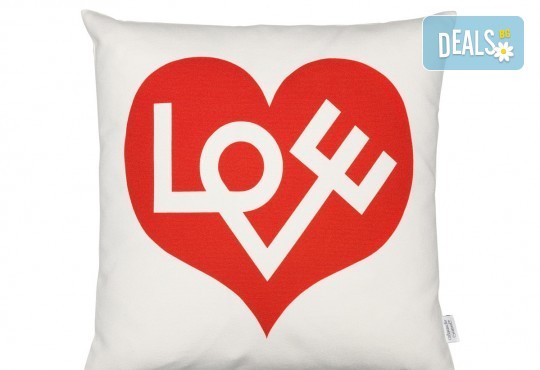 За Св. Валентин! Декоративна възглавничка сърце със снимка или квадрат 40х40 см. от Studio SVR Design! - Снимка 5