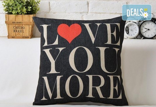 За Св. Валентин! Декоративна възглавничка сърце със снимка или квадрат 40х40 см. от Studio SVR Design! - Снимка 6
