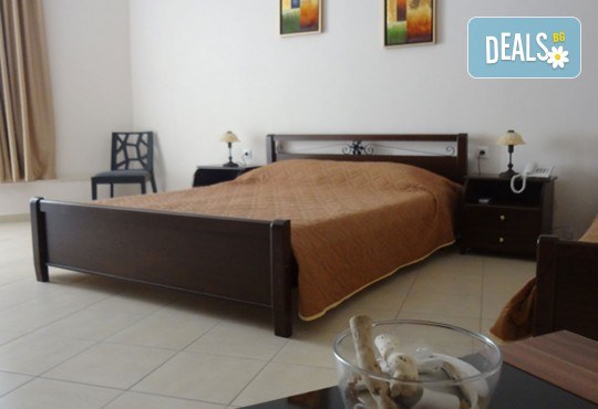 Великден на приказно красивия остров Лефкада! 3 нощувки със закуски в Avra Beach 3*, Нидри, транспорт и екскурзовод - Снимка 8