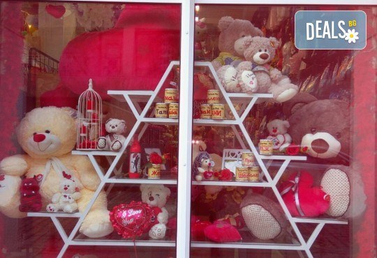 Денят на влюбените наближава! Подарете на любимия човек чаша с тематичен надпис по избор и 5 балона с хелий от Парти магазин Рая! - Снимка 12