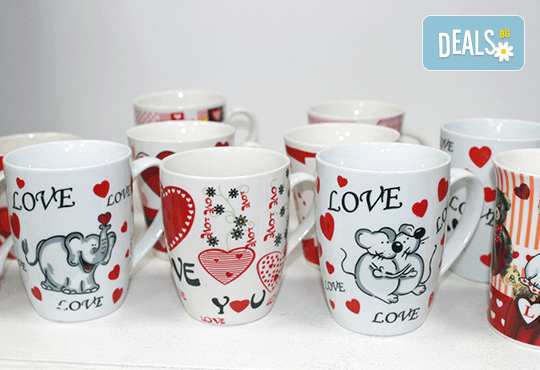 Зарадвайте любимия човек с оригинална чаша с тематична картинка по избор и 7 балона с хелий от Парти магазин Рая! - Снимка 1