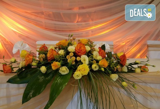 За Вашата сватба от Сватбена агенция Вю Арт! Цветя за сватбената маса и масите за гости + консултация със сватбен агент! - Снимка 2