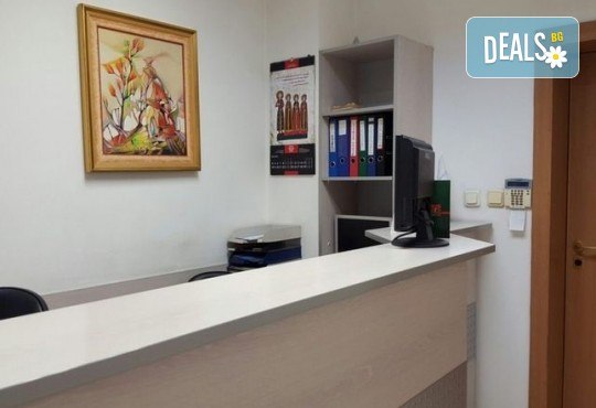 Преглед при акушер-гинеколог, цитонамазка и 10% отстъпка от всички услуги в Дойче Клиник! - Снимка 5