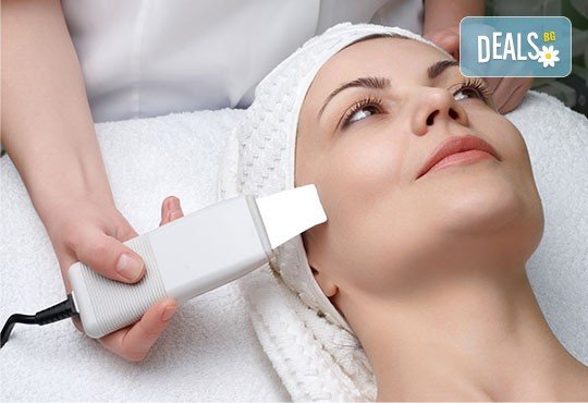 Ултразвуково почистване на лице с френска и полска козметика + масаж и медицинска маска в MNJ Studio - Люлин! - Снимка 3